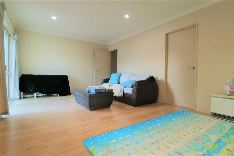 Photo of property in 47 Turnberry Drive, Wattle Downs, Auckland, 2103