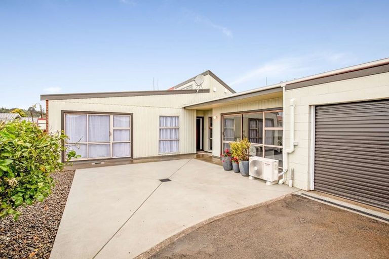 Photo of property in Atlas Apartments, 29a Stewart Street, Whakatane, 3120