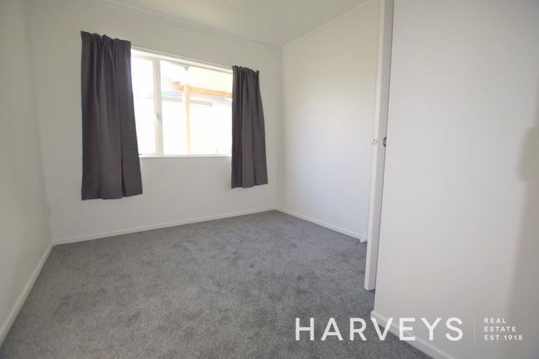 Photo of property in 46 Hindmarsh Street, Henderson, Auckland, 0612