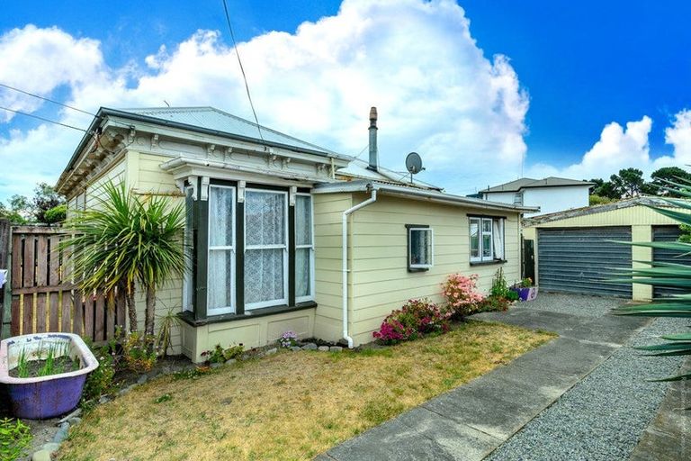 Photo of property in 2 Convoy Street, New Brighton, Christchurch, 8083