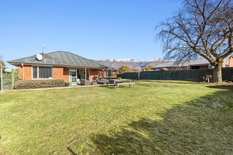 Photo of property in 92 Mount Iron Drive, Wanaka, 9305