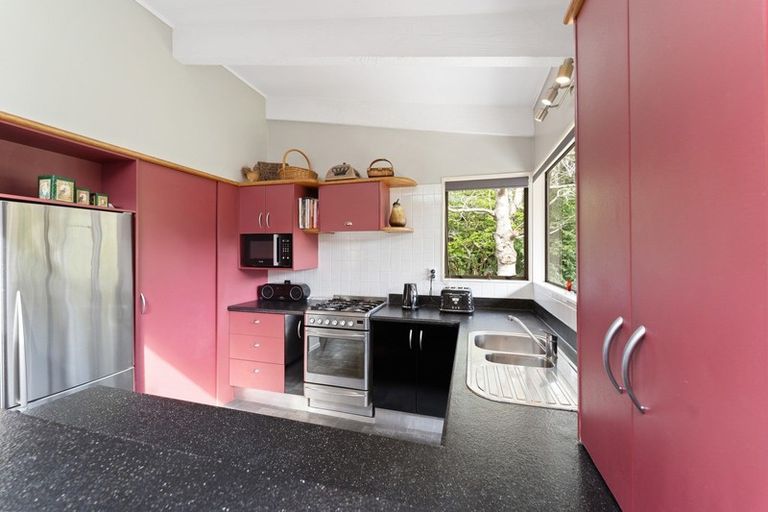 Photo of property in 45a Wallace Place, Westown, New Plymouth, 4310