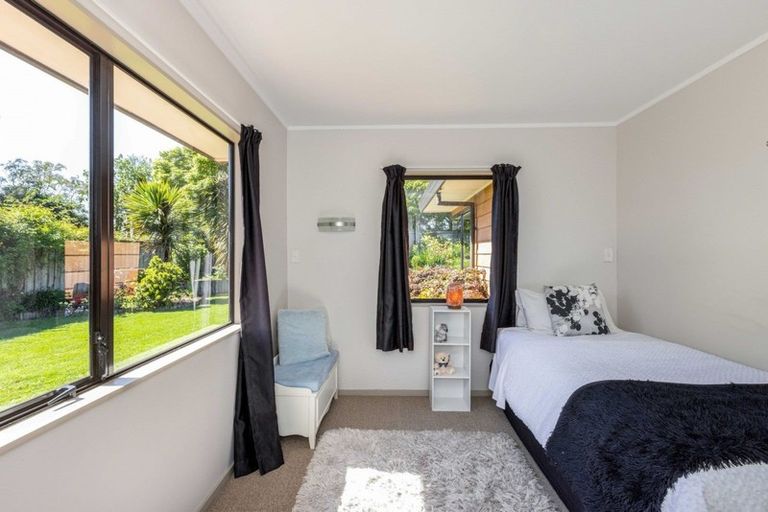 Photo of property in 7 Penlington Place, Havelock North, 4130