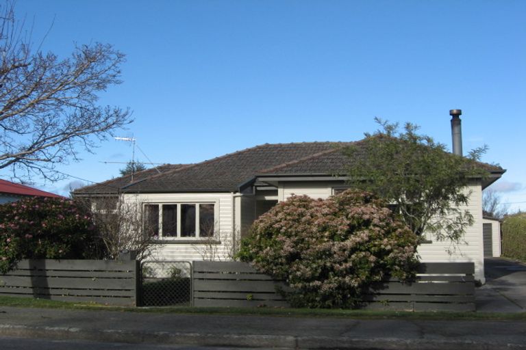 Photo of property in 43 Home Street, Winton, 9720