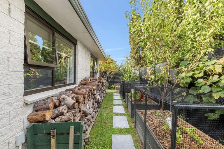 Photo of property in 2d Woodfield Avenue, Roslyn, Palmerston North, 4414