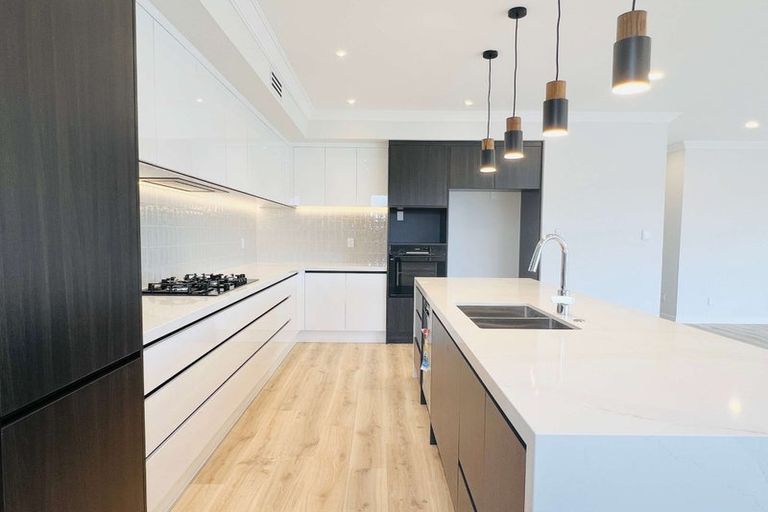 Photo of property in 40 Kotuitui Drive, Wainui, 0992