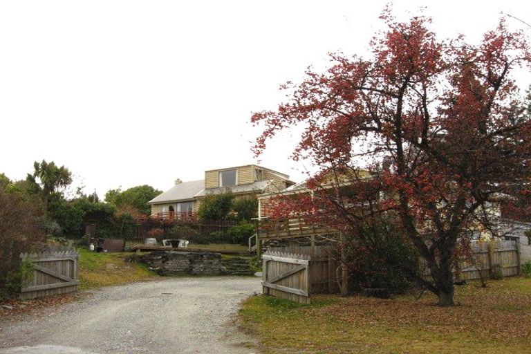 Photo of property in 1 Shaw Street, Arrowtown, 9302