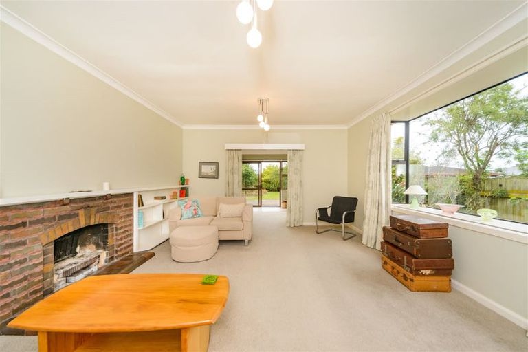 Photo of property in 73 Keeling Street, West End, Palmerston North, 4412
