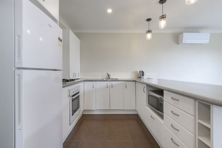 Photo of property in 59 Contour Avenue, Pyes Pa, Tauranga, 3112