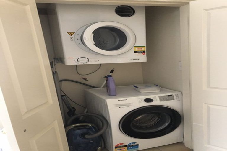 Photo of property in 201 The Terrace, Wellington Central, Wellington, 6011