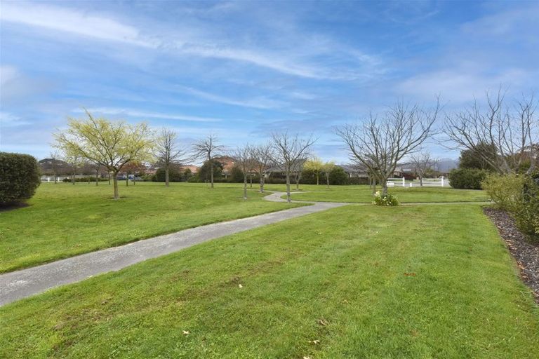 Photo of property in 14 Marguerite Place, Aidanfield, Christchurch, 8025