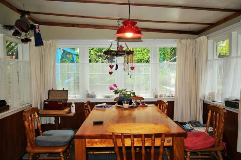 Photo of property in 19 Main Road, Maheno, Oamaru, 9495