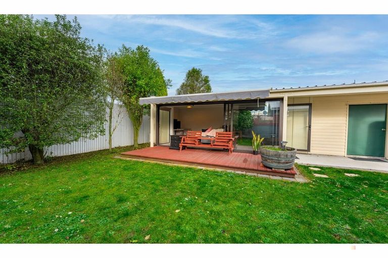 Photo of property in 19 Oxford Street, West End, Timaru, 7910