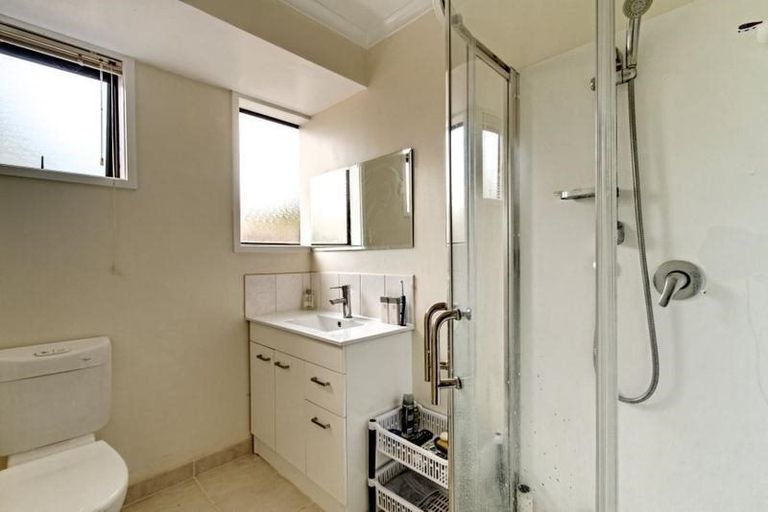 Photo of property in 78 Bluebird Crescent, Unsworth Heights, Auckland, 0632