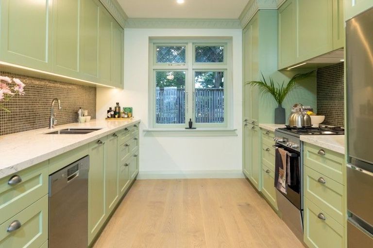 Photo of property in Hamilton Flats, 9a Hawker Street, Mount Victoria, Wellington, 6011