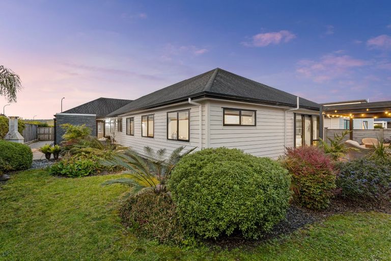 Photo of property in 10 Riverhead Point Drive, Riverhead, 0820