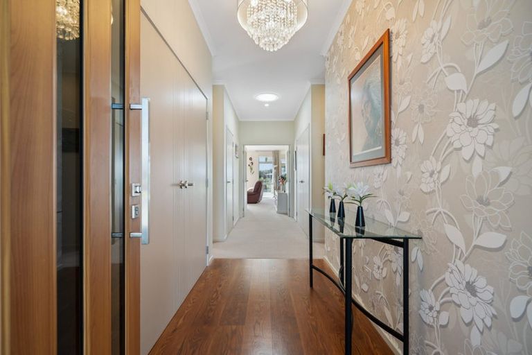 Photo of property in 89 Barbados Way, One Tree Point, 0118