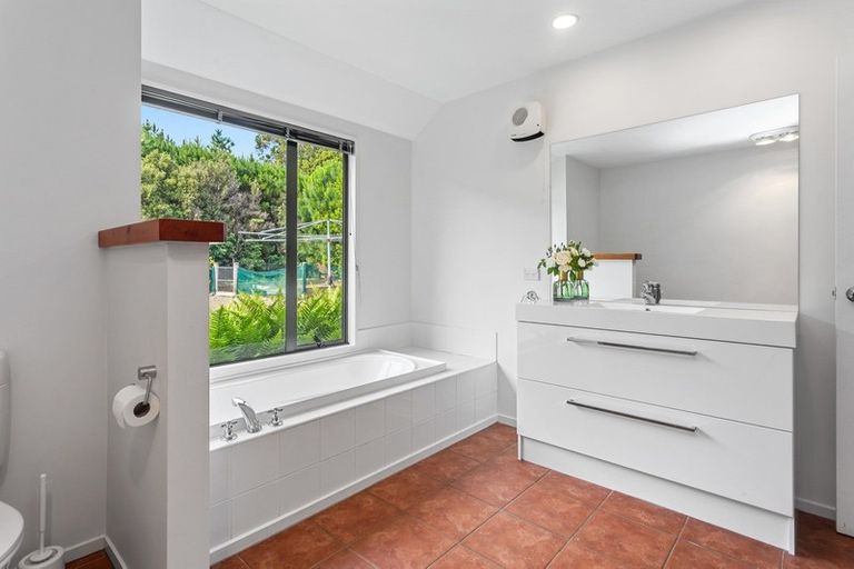 Photo of property in 81 Stockgrove Road, Glasnevin, Amberley, 7482