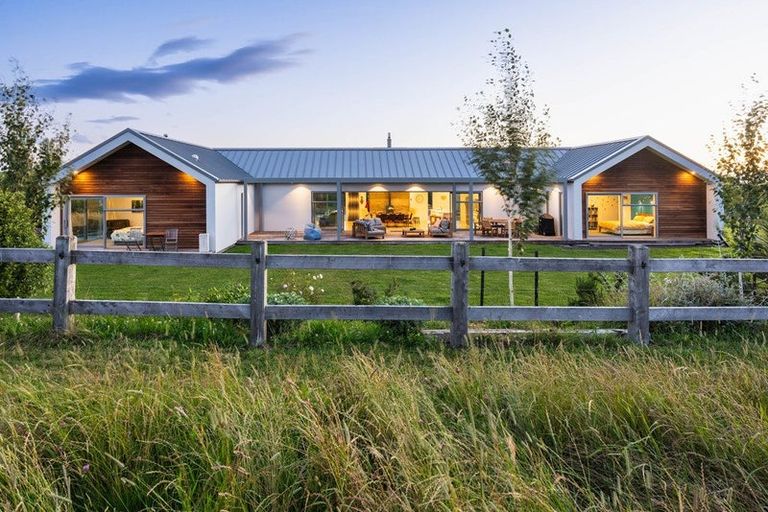 Photo of property in 56 Tirohanga Road, North Taieri, Mosgiel, 9092