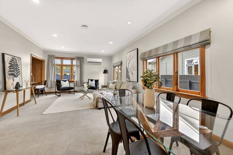 Photo of property in 48 Manapouri Crescent, Hokowhitu, Palmerston North, 4410