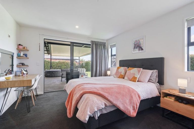 Photo of property in 80 Petries Road, Woodend, 7610