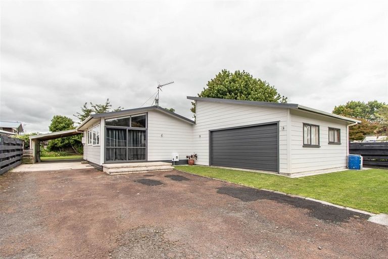 Photo of property in 5 Tainui Terrace, Inglewood, 4330