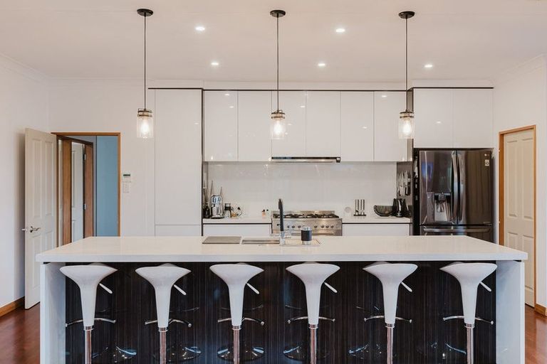 Photo of property in 15 Bouvardia Avenue, Milson, Palmerston North, 4414