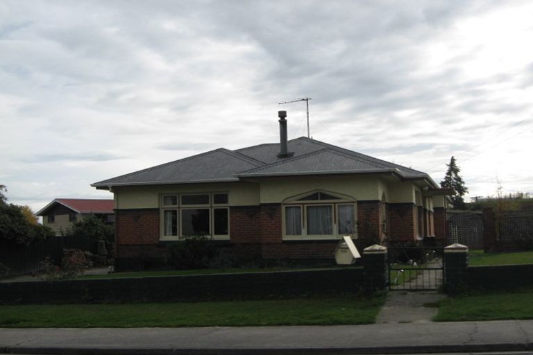 Photo of property in 69 Essex Street, Balclutha, 9230