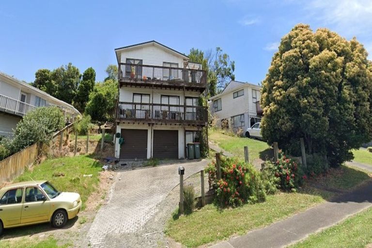Photo of property in 12 Malaspina Place, Papatoetoe, Auckland, 2025