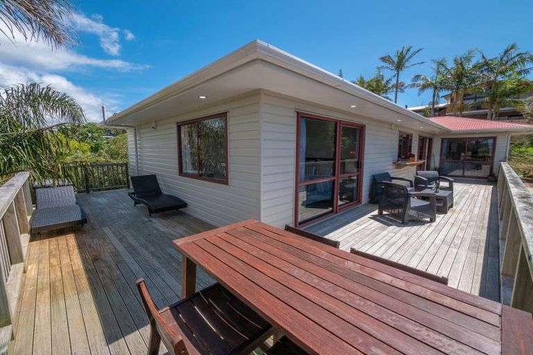Photo of property in 59 Cable Bay Block Road, Cable Bay, 0420