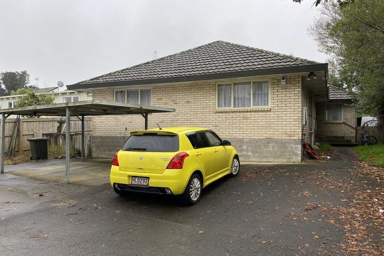 Photo of property in 1/15 Roys Road, Weymouth, Auckland, 2103