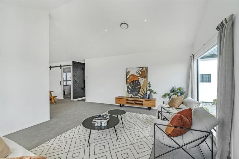 Photo of property in 16 William Deans Drive, Prebbleton, 7604