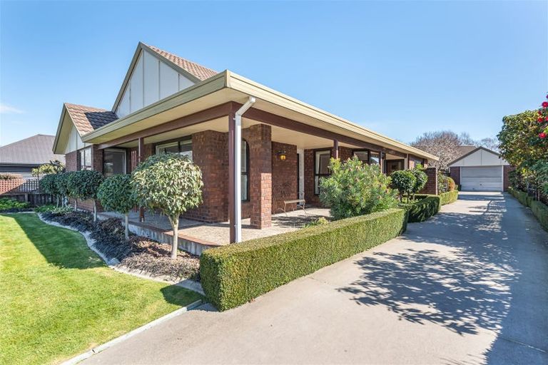 Photo of property in 37 Corfe Street, Ilam, Christchurch, 8041