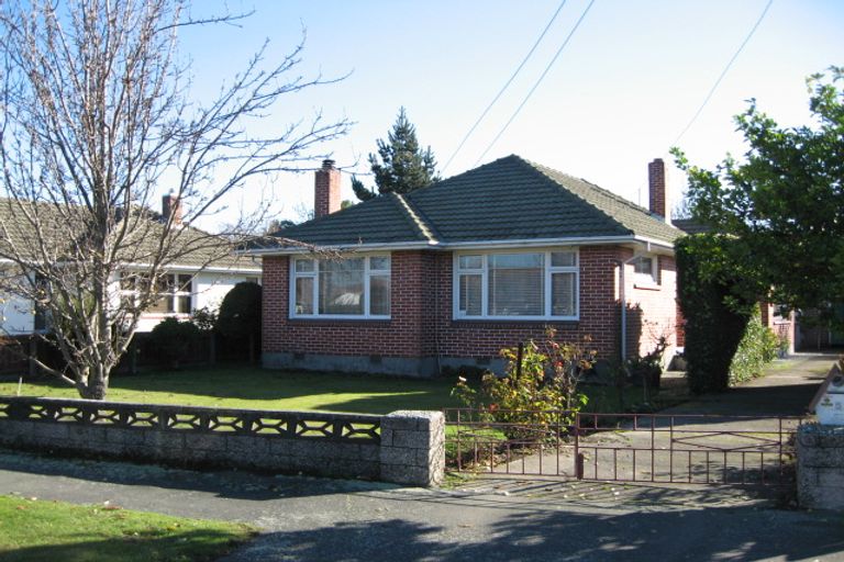 Photo of property in 5 Renwick Place, Hillmorton, Christchurch, 8025