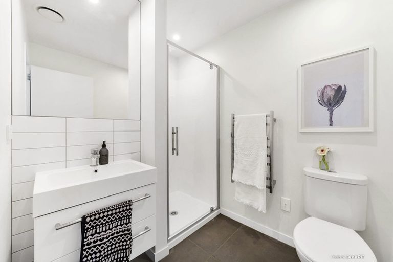 Photo of property in 7/2 Stone Street, Miramar, Wellington, 6022