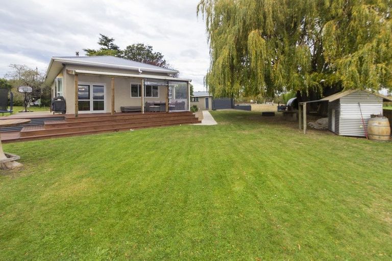 Photo of property in 16 Round Hill Road, Reidston, Oamaru, 9492