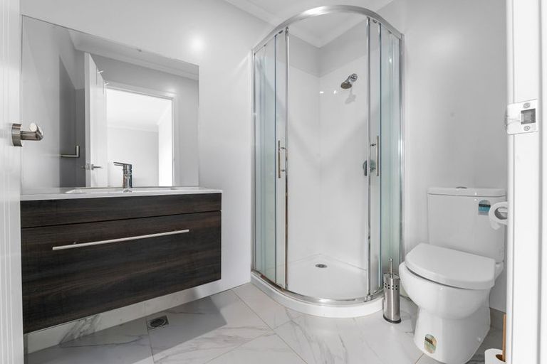 Photo of property in 102/124 Commerce Street, Frankton, Hamilton, 3204