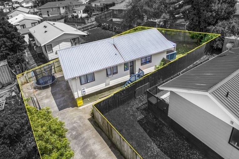 Photo of property in 2/63 Palmers Road, Clendon Park, Auckland, 2103