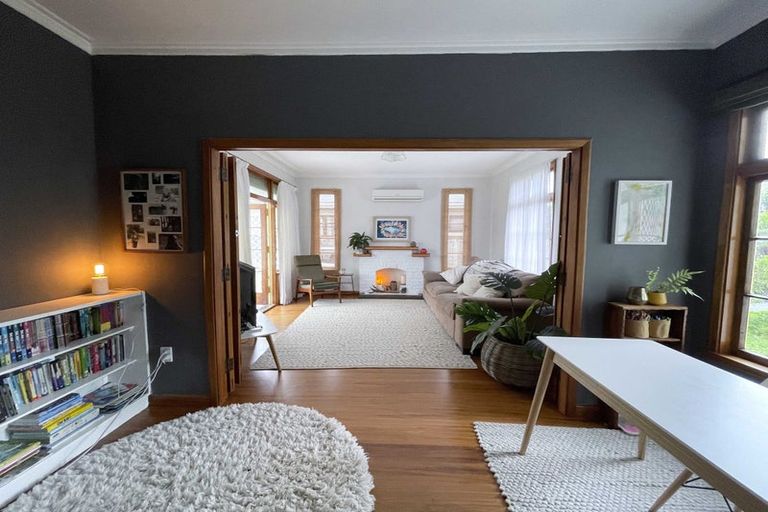 Photo of property in 25 Rewa Street, Takaro, Palmerston North, 4412