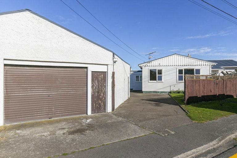 Photo of property in 94 Kauri Street, Miramar, Wellington, 6022