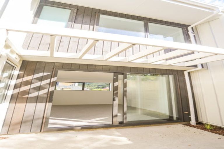 Photo of property in 3/50 Friend Street, Karori, Wellington, 6012