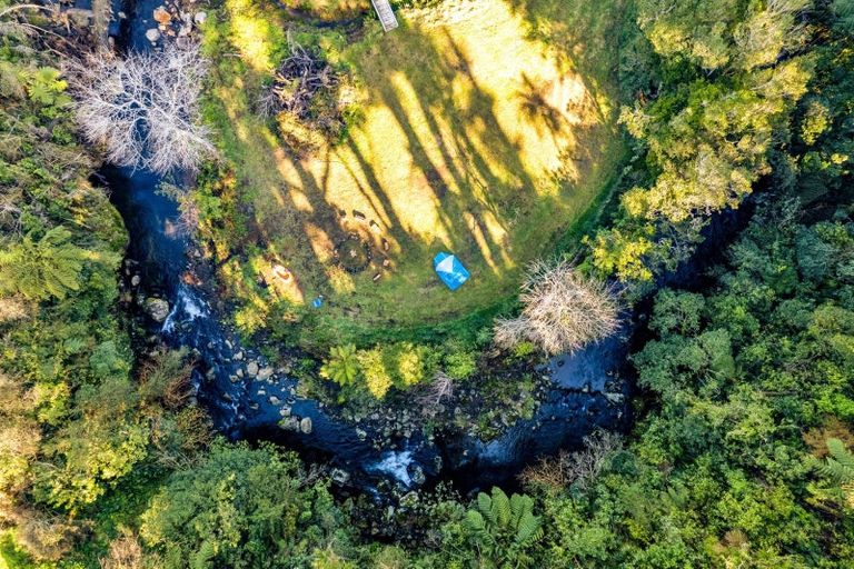 Photo of property in 160 Maude Road, Kaimiro, New Plymouth, 4371