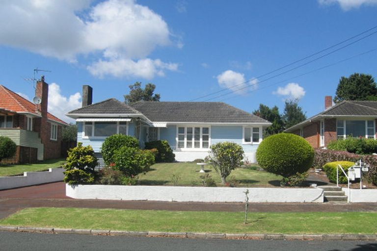 Photo of property in 31 Carnarvon Avenue, Glendowie, Auckland, 1071