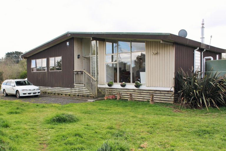 Photo of property in 1108 Churchill Road, Pukekawa, Tuakau, 2696