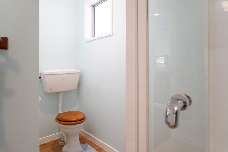 Photo of property in 71 Eskdale Road, Papakowhai, Porirua, 5024