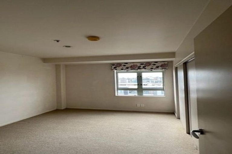 Photo of property in Highgate Towers, 9c/8 Howe Street, Freemans Bay, Auckland, 1011