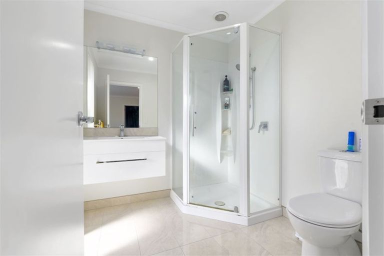 Photo of property in 287 Dixon Road, Fitzroy, Hamilton, 3206