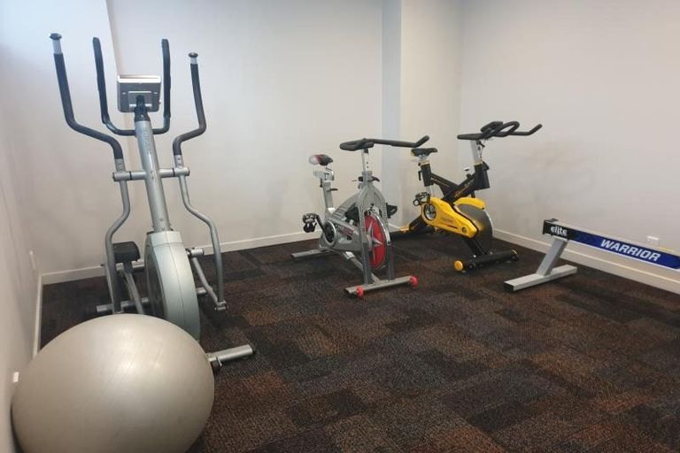 Photo of property in Montreaux Apartments, 3i/164 The Terrace, Wellington Central, Wellington, 6011