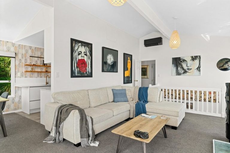 Photo of property in 100 Manganese Point Road, Tamaterau, Whangarei, 0174