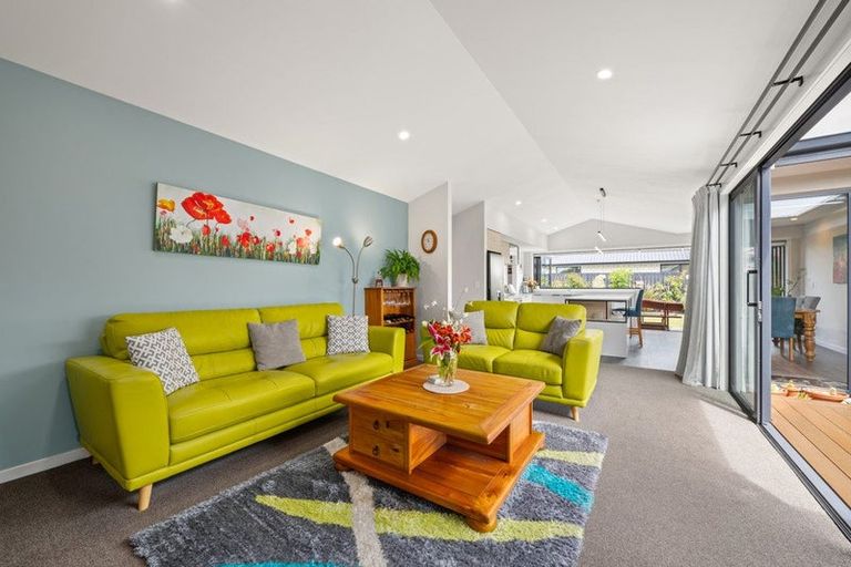 Photo of property in 17 Rose Manor Drive, Springlands, Blenheim, 7201